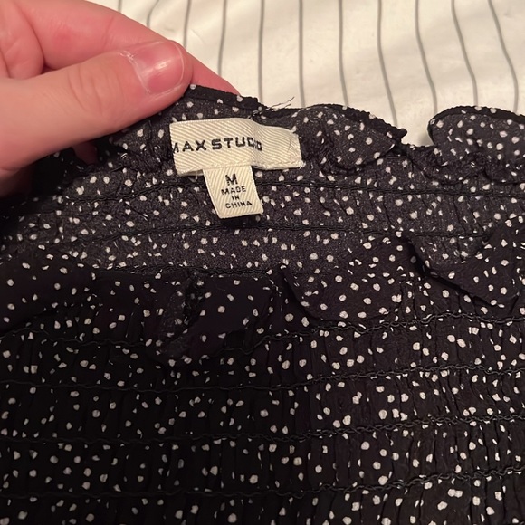 Max Studio Size Medium Polka Dot Top - Picture 4 of 5